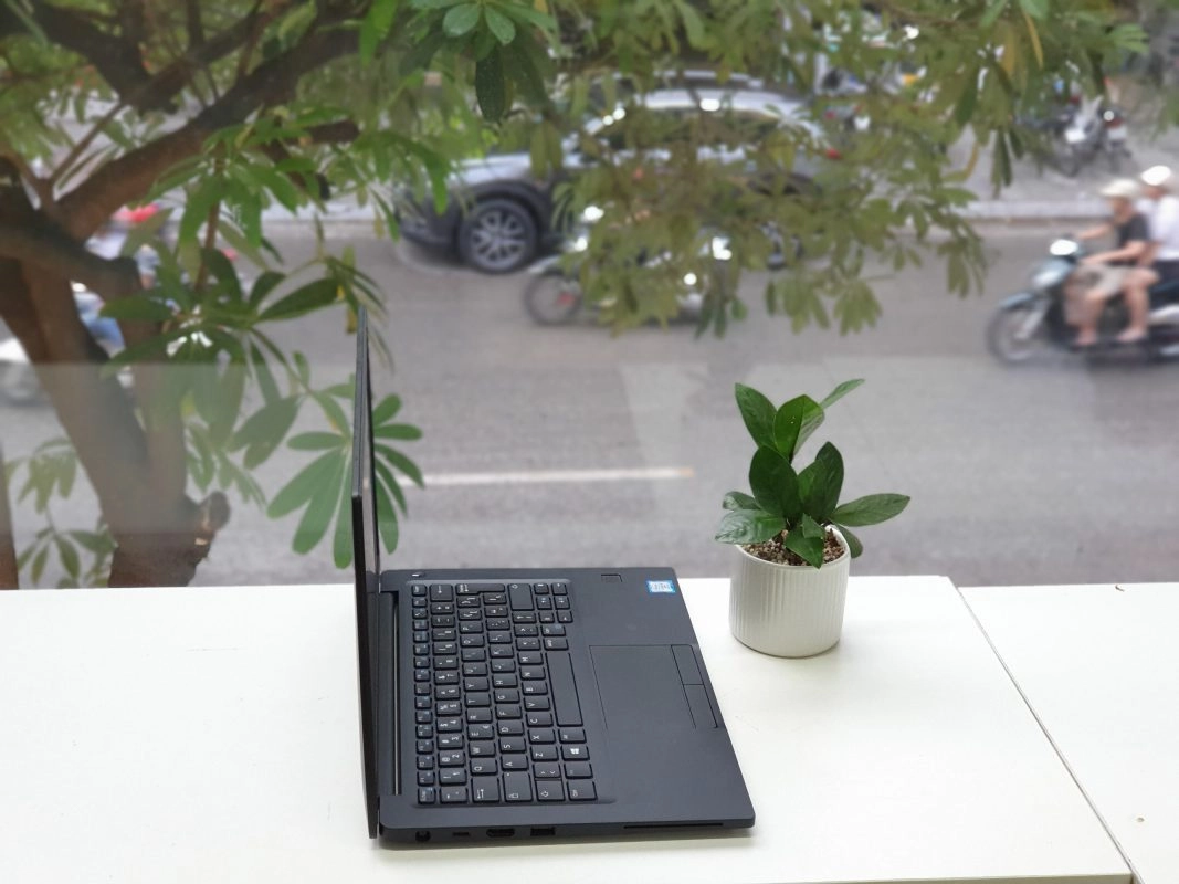 Thế Giới Số 365 | Laptop Dell Latitude E7390 Core i5/i7